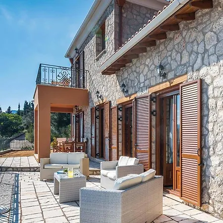 Perigiali Sleeps 6 Air Con Wifi * Nydri (Lefkada)